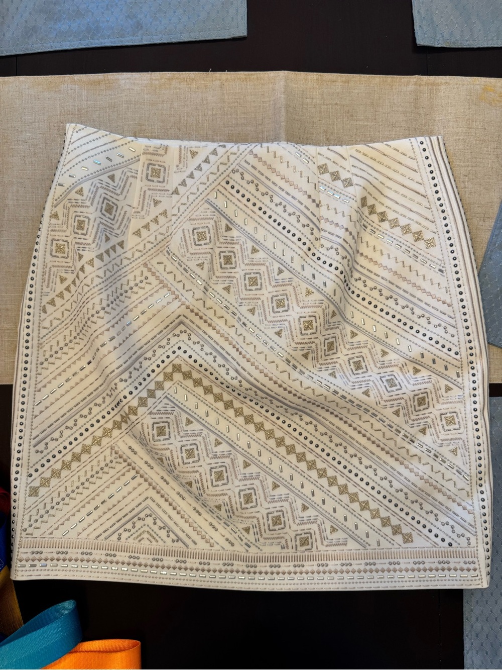 White House Black Market White Mini Skirt with Gold Embroidery